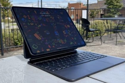 Teardown Video by iFixit For M5 iPad Pro Uploaded