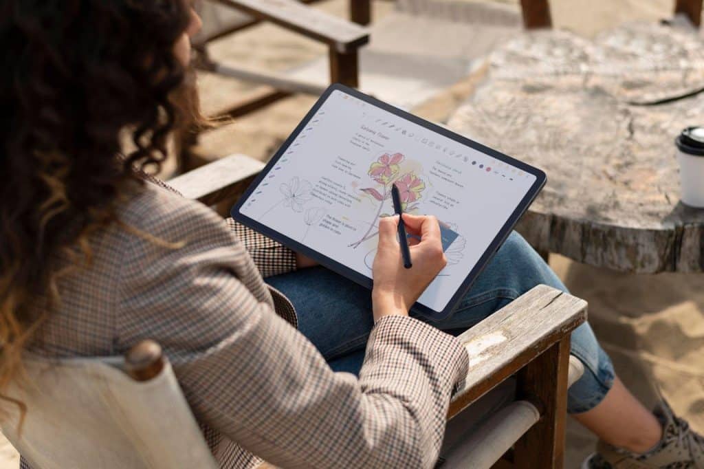 TCL Announces Black Friday Deals on NXTPAPER Smartphones and Tablets