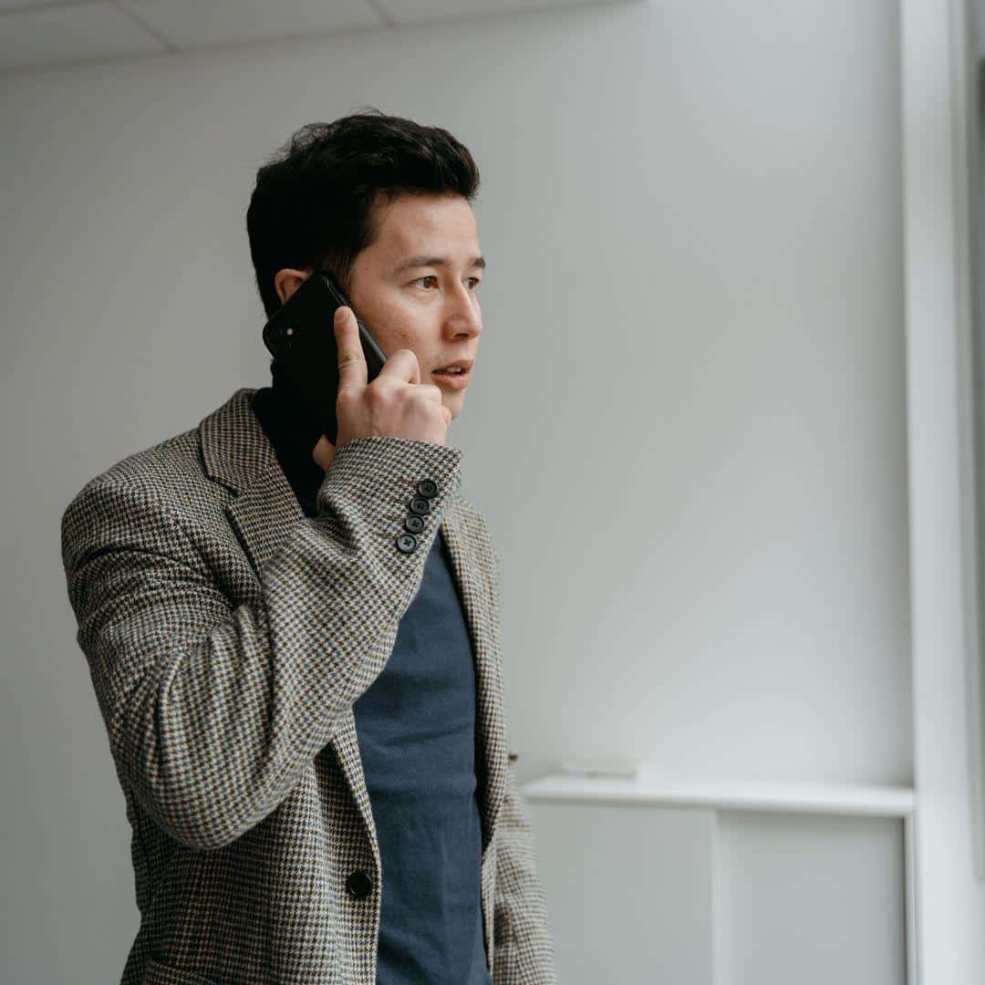 The Technical Architecture Behind eSIMs: Understanding MNOs, MVNOs, and the Future of Mobile Connectivity