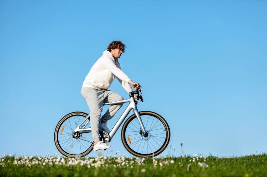 Image 1 of From Aerospace Material to City Streets: How the Fiido Air Redefines the Modern Electric Bike